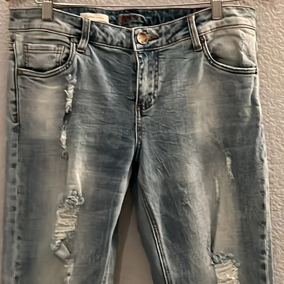Kut From The Cloth Catherine Straight Distressed Boyfriend Jeans Size 8 - Picture 2 of 8